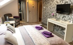 Nisa Apartments